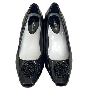 PUMP KITTEN HEELS Black W/Black‎ Carnation Medallions Torta Caliente Women's 8M
